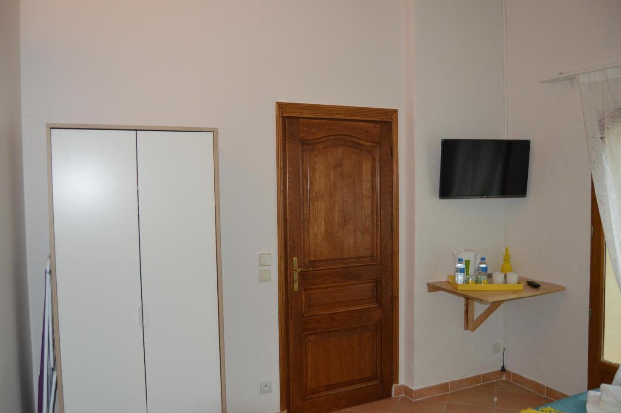 Villa Asunda B&B Spa & Sauna, Chambres D'Hotes Сен-Максимен-ла-Сент-Бом Екстериор снимка