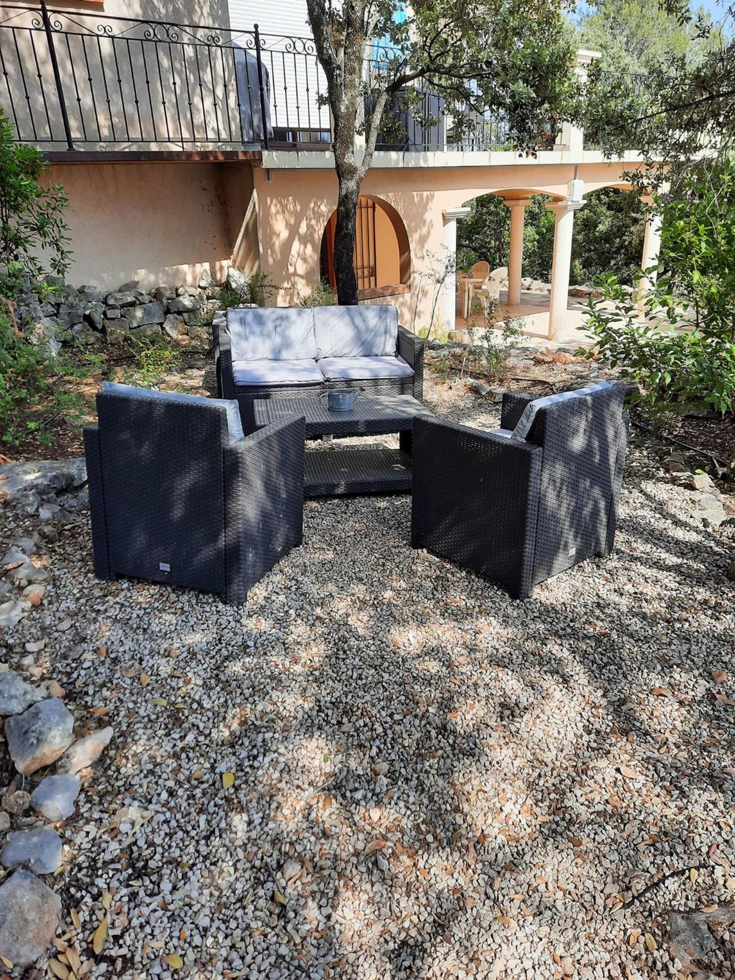 Villa Asunda B&B Spa & Sauna, Chambres D'Hotes Сен-Максимен-ла-Сент-Бом Екстериор снимка
