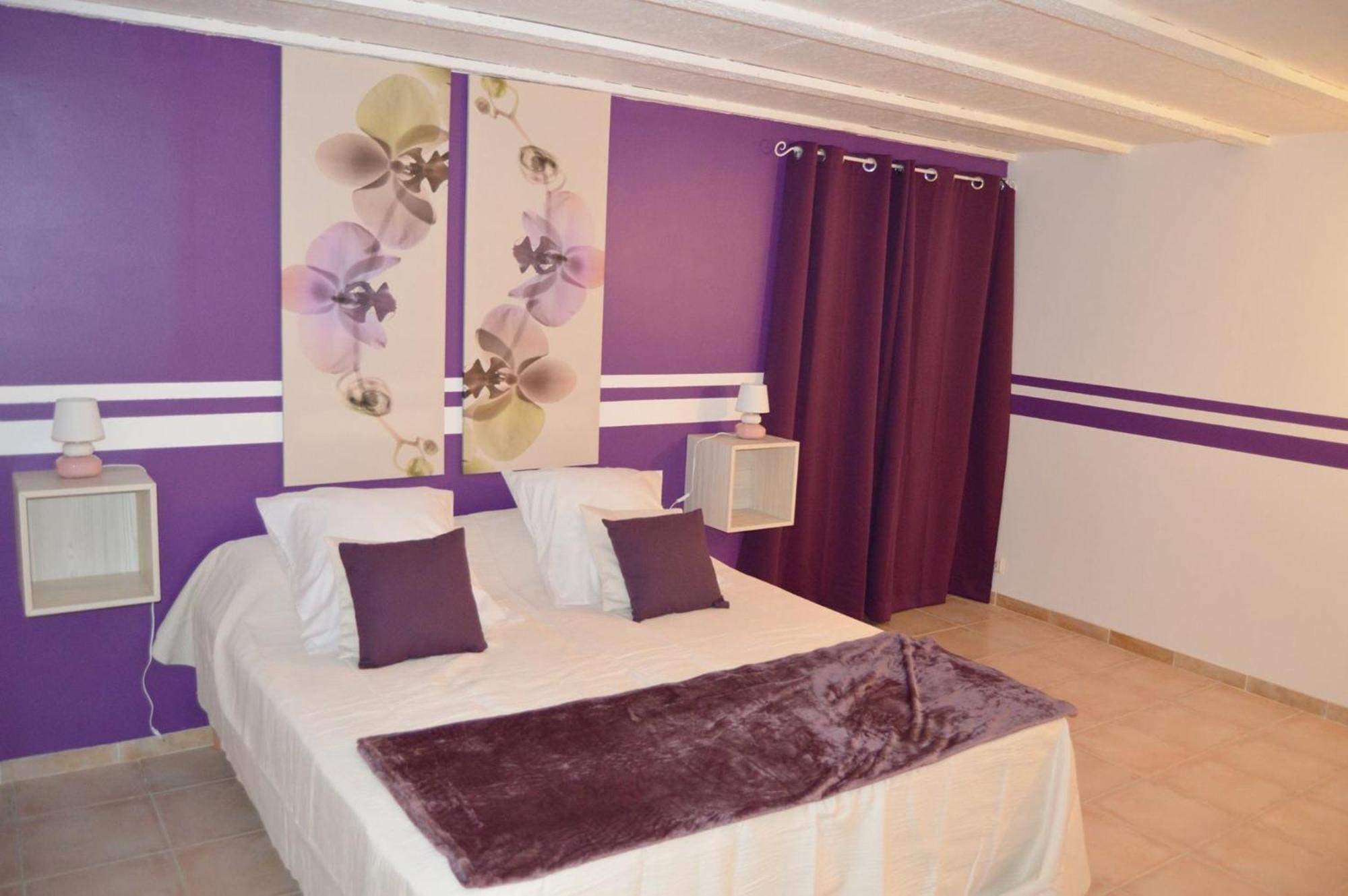 Villa Asunda B&B Spa & Sauna, Chambres D'Hotes Сен-Максимен-ла-Сент-Бом Екстериор снимка